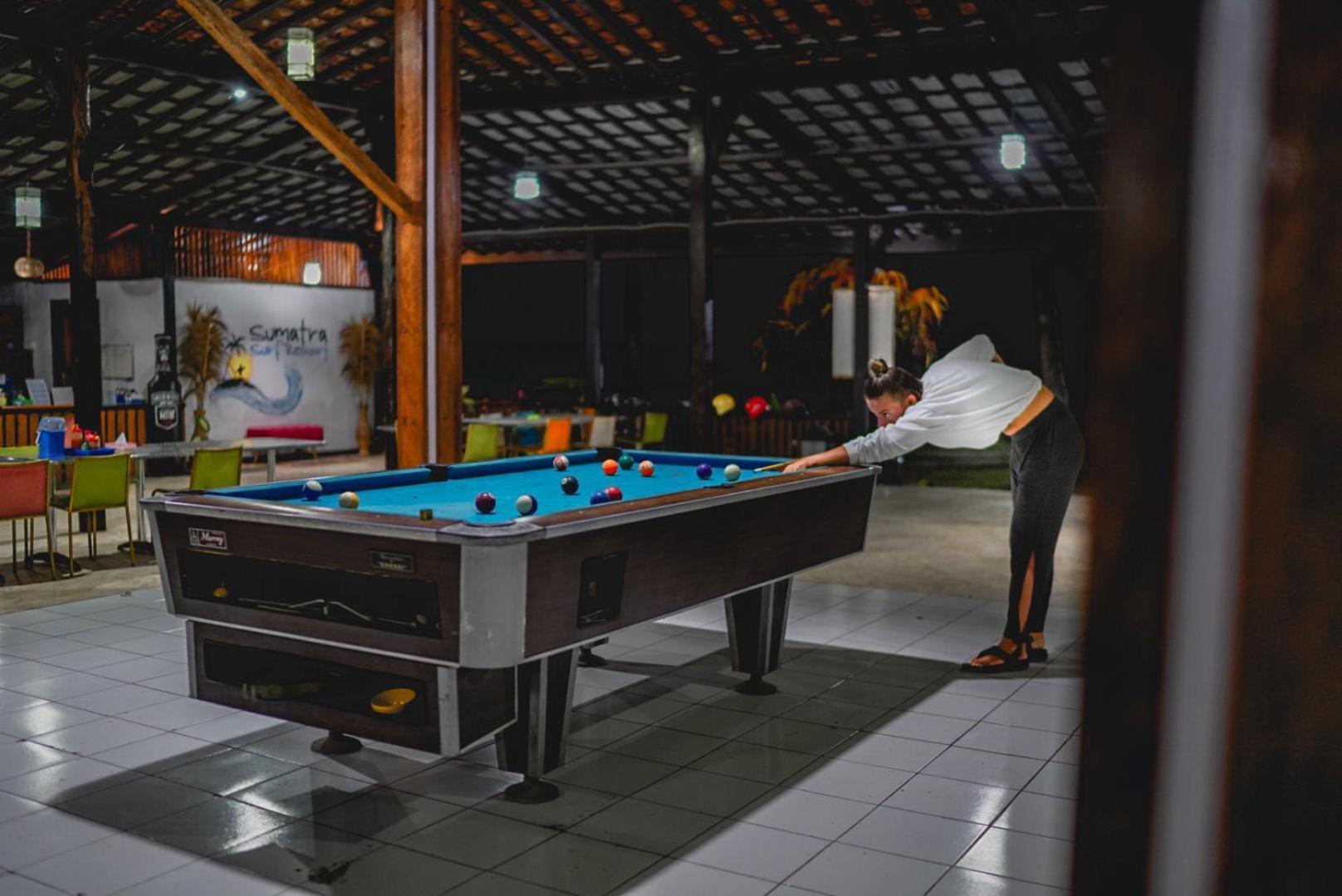 Sumatra Surf Resort Biha Экстерьер фото
